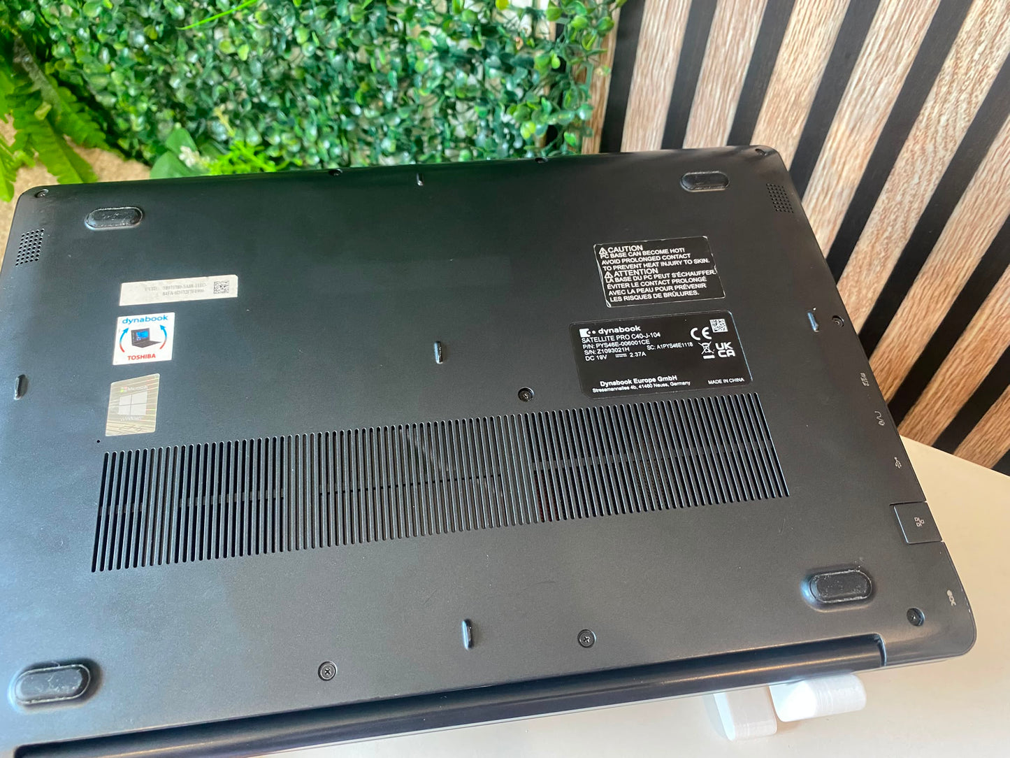 Toshiba Dynabook Satellite Pro C40-j Recondicionado | I5-1135g7 | 8GB RAM | 256GB SSD | 14” | Windows 11Pro | A | 1 ANO GARANTIA