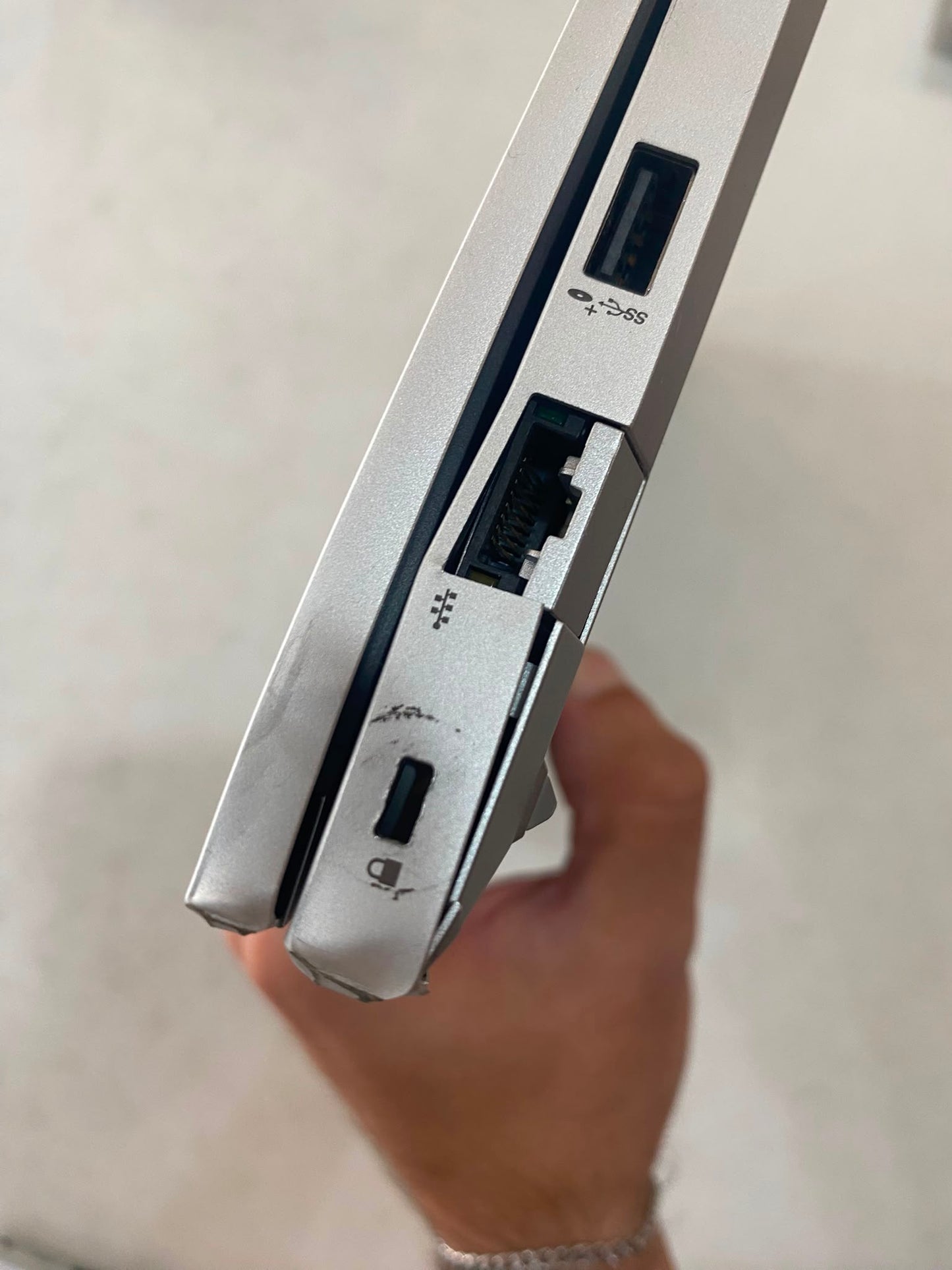 Hp Probook 640 G8 Recondicionado | I5-1135g7 | 8GB RAM | 512GB SSD | 14” | Windows 11Pro | B | 1 ANO GARANTIA