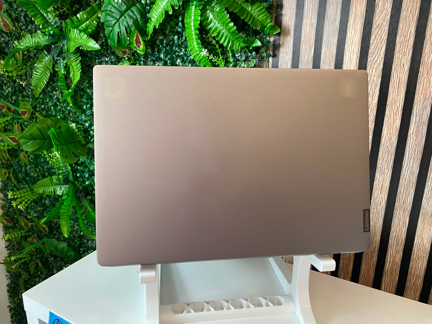 Lenovo Ideapad 530s-14ikb Recondicionado Cinza | I7-8550u | Geforce Mx130 | 8GB RAM | 512GB SSD | 14” | Windows 11 Pro | B  | 1 ANO GARANTIA