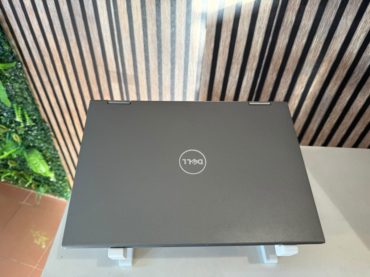 Dell Inspiron 13 5378 2 Em 1 Recondicionado | I3-7100u 8GB/256GB 13.3” Tátil W11Pro B