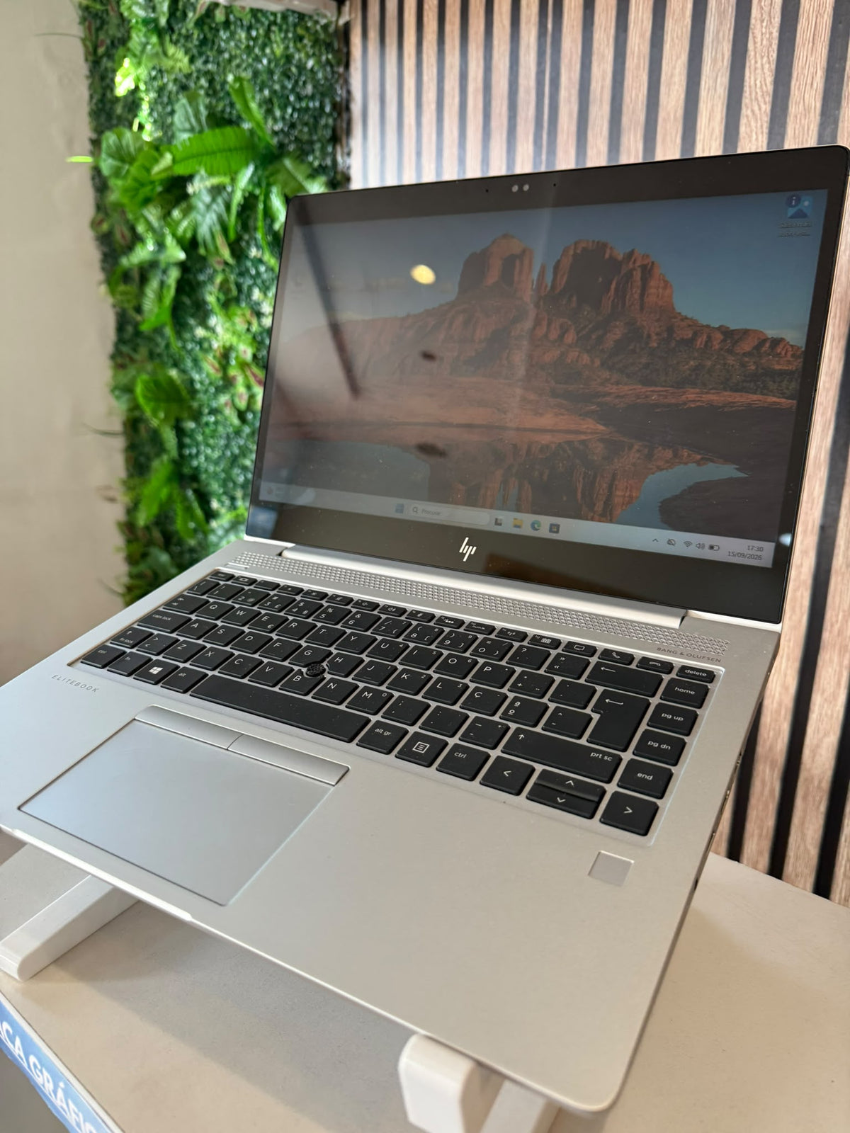 Hp Elitebook 745 G5 Recondicionado | Ryzen 7 pro 2700u | Vega 10 1GB | 8GB RAM | 256GB SSD | 14” Tátil | Windows 11Pro | A | 1 ANO GARANTIA