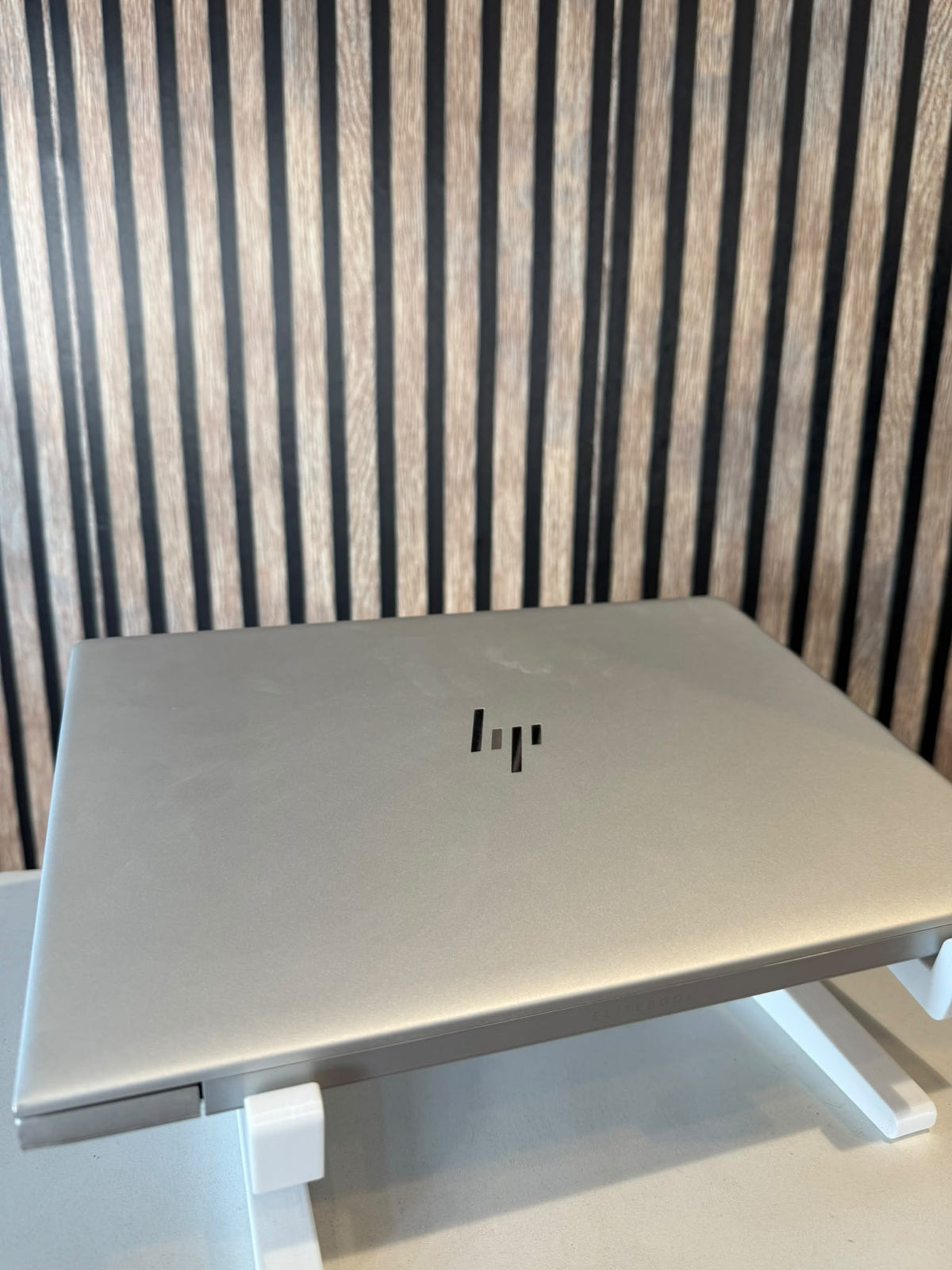 HP Elitebook 745 G6 Recondicionado | Ryzen 7 Pro 3700u 16GB/256GB 14” W11Pro B+